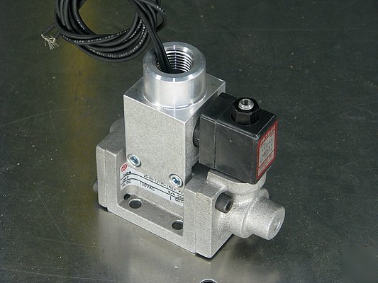 New norgren pneumatic valve 26-00-121-hc 120 vac