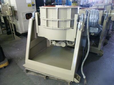 Harper vibratory finisher, 3 cu.ft, 28