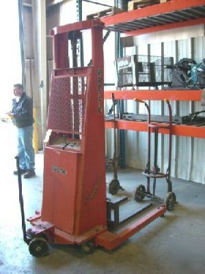 2000 lb. presto electric pallet stacker (20406)