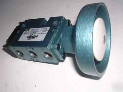 New mac palm button w/guard 2/5 valve 180001-112-0038