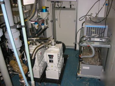 Oerlikon balzers ag clusterline 300 wafer coater
