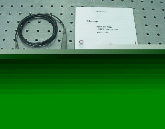 C37569 tektronix P2100 100MHZ 1X/10X passive probe
