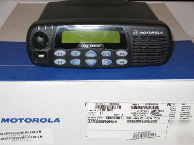 New motorola CDM1550LS+ radio AAM25RKF9DP5AN - brand 