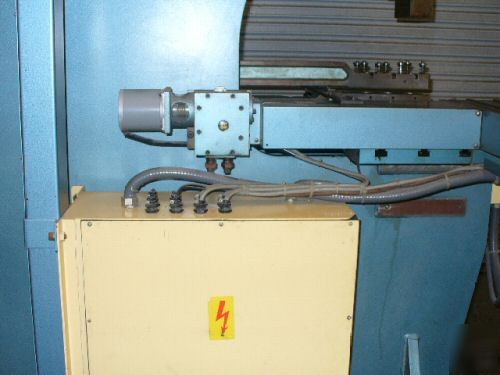 Amada 33 ton c-frame hydraulic cnc punch