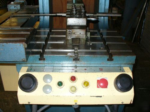 Amada 33 ton c-frame hydraulic cnc punch