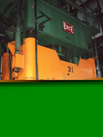Erie 1000 ton 4-post hydraulic press