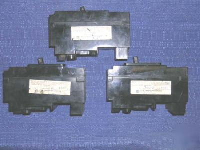 3 ite circuit breaker cat. no. ET1562 20 amp 2-pole