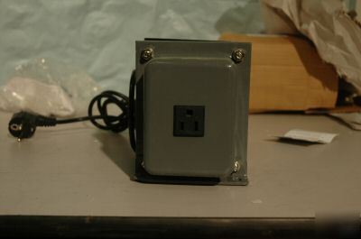 Hybrinetics 1500 watt grounded step down transformer 