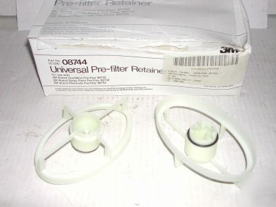 New box/10 each 3M 8744 universal pre-filter retainers
