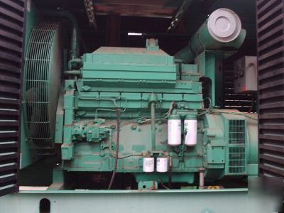 400 kw onan generator set KTA19 df outside encl. diesel