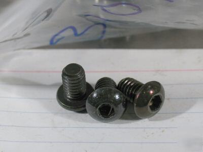 175 #3104 button head socket cap SCREWS8020(80/20 inc)