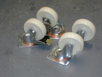 Castors - 4 x 3