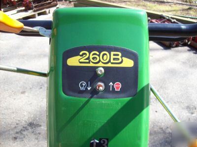 John deere 260B walk greens reel lawn mower honda eng.