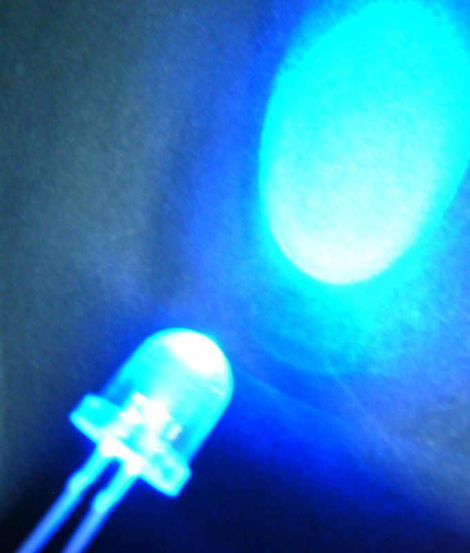 50PCS 8MM 45KMCD wide angle blue led free resistor