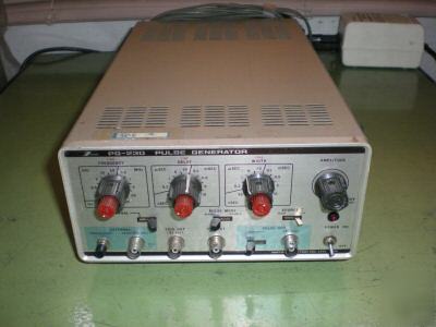 Lot of 2 iwatsu pg-230 PG230 pulse generator 50MHZ