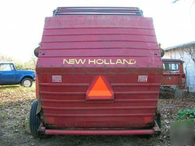 New holland 852 round hay baler