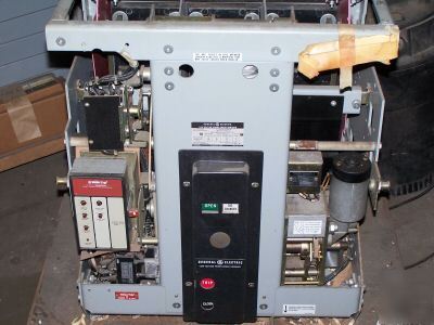 New ge 1600 amp circuit breaker aks-6A-50 eo/do on skid