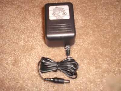 New cui inc 12 volt 12V ac to dc power supply 1000 ma 