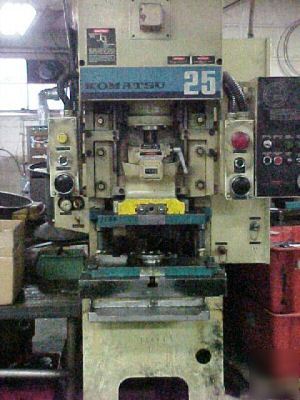 28 ton komatsu #OBS25-3 gap frame press, 1989
