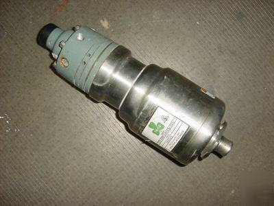 Tri-flo 371-10M-14-1-1/2-316 actuator w/ 73N12F posit,