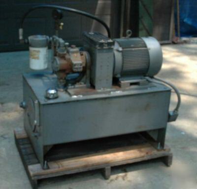 Hydraulic power supply, racine, 7.5HP, 35GAL. reservoir