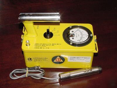 Leni geiger counter with beta gamma probe calibrated
