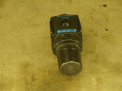 Wilkerson pressure regulator R18-02-D000 0-60PSI