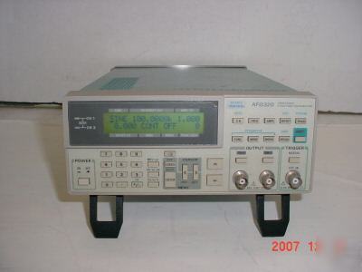  tektronix AFG320 arbitrary function generator