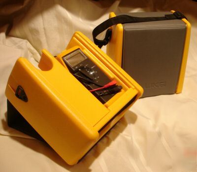 Fluke case model C28