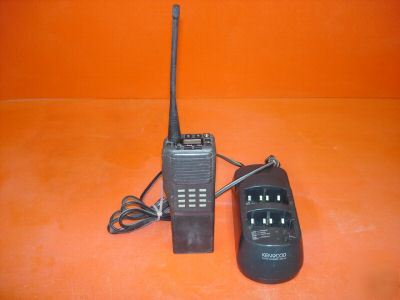 Kenwood tk-430 TK430 ltr 800MHZ transceiver and charger