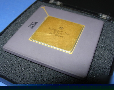 Cpu XC88200RC20A motorola vintage ic gold plcc