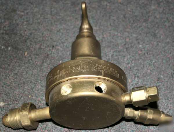 Victor inert gas pressure regulator sr-450E he, ar, N2