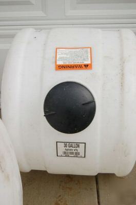 New -QTY3-30 gallon gal horizontal tank polyethylene lid