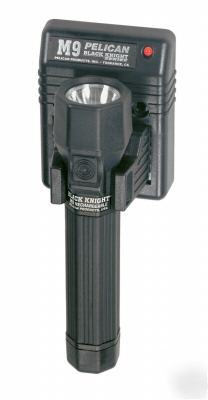 Pelican 7050 dct black flashlight recharge trickle