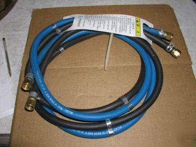 Air shuttle valve hose