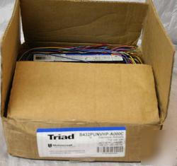 Full case 10PCS triad B432PUNVHP-A000C ballast