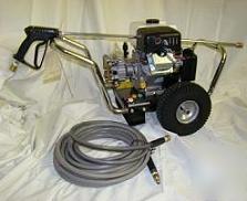 Simpson megashot 2800 pressure washer