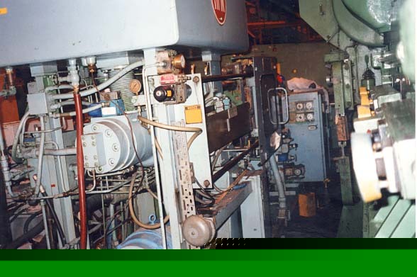 125TN injection molder, hpm S1251X-8 