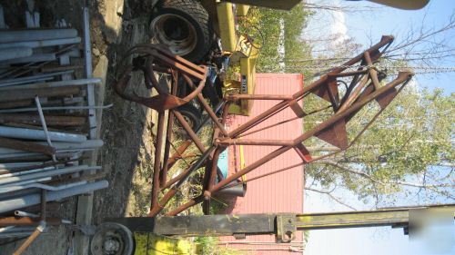 Ford 8N loader attachment wagner built hydraulic hoist