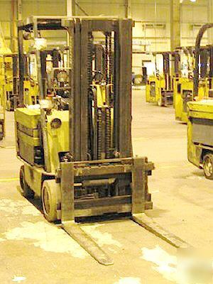 Clark electric forklift ECS30, 3 stage 4875 lb capacity