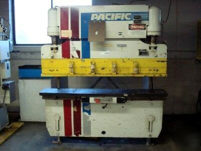 40 ton pacific hydraulic press brake, 1986 (20832)