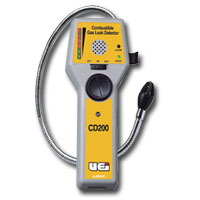 Combustible gas leak detector with carry case