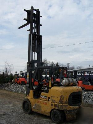 Caterpillar GC60K forklift 13,000 pound capacity