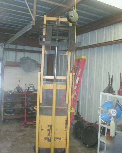 1996 multiton push forklift 2000 lbs works great