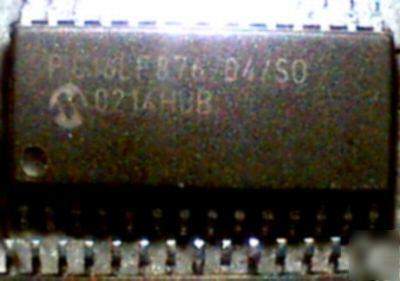 4 PIC16LF876-04/50 enhanced flash microcontrollers, smt