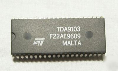 TDA9103 deflection processor for multisync monitor