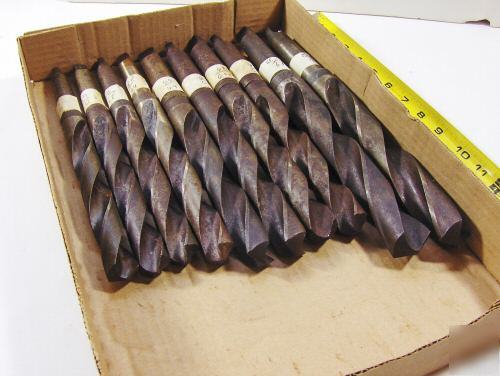 New mixed lot of 10 machinist drill bits new.