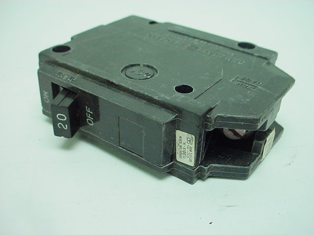 Ge 120 / 240VOLT 20 amp single pole circuit breaker