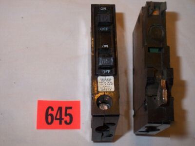 Square d QOT2020 tandem 20 amp qot circuit breaker 