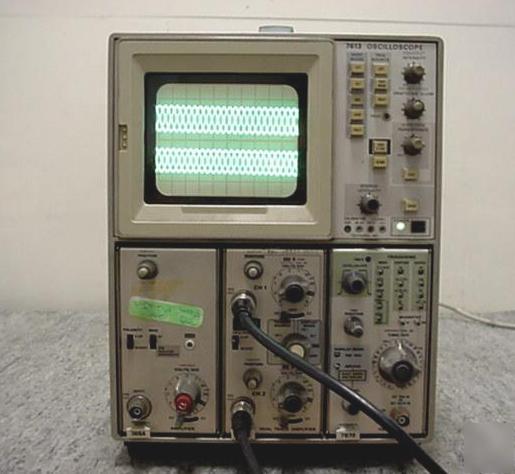 Tek 7613 storage scope w/ 7A15A, 7A18 & 7B70 *tested*